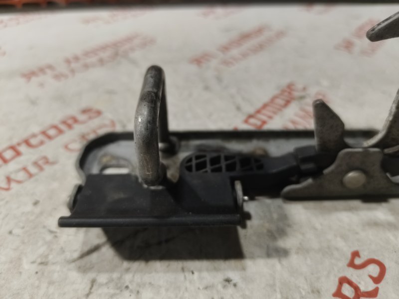 Замок капота, 1000 рублей, Владимир