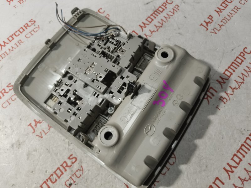 Плафон подсветки салона, 2000 рублей, Владимир