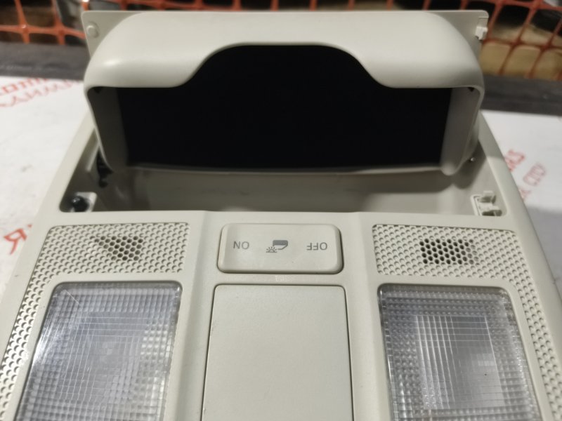 Плафон подсветки салона, 2000 рублей, Владимир