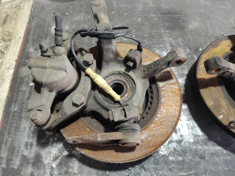 Кулак поворотный, 10000 рублей, Владимир