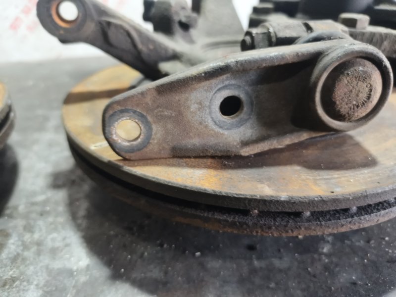 Кулак поворотный, 10000 рублей, Владимир