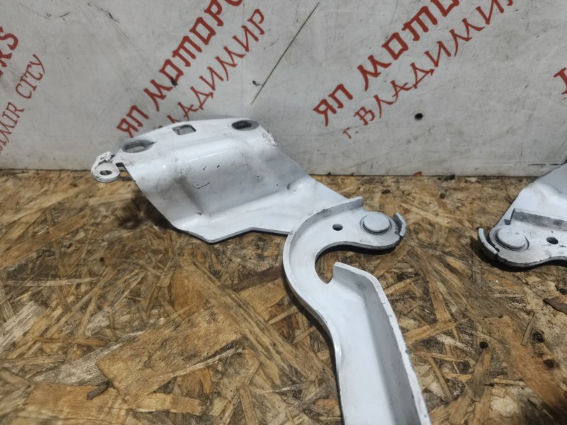 Петля капота, 2500 рублей, Владимир