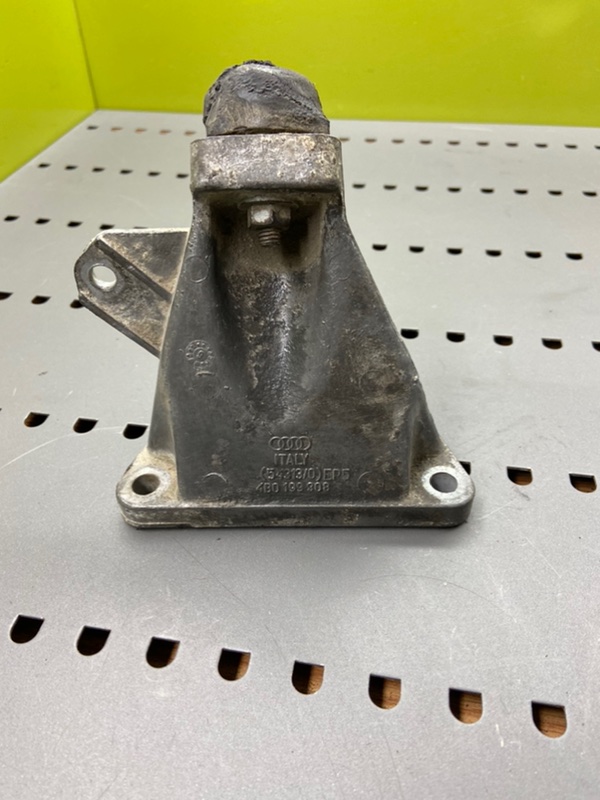 Кронштейн двигателя, 1300 рублей, Калининград