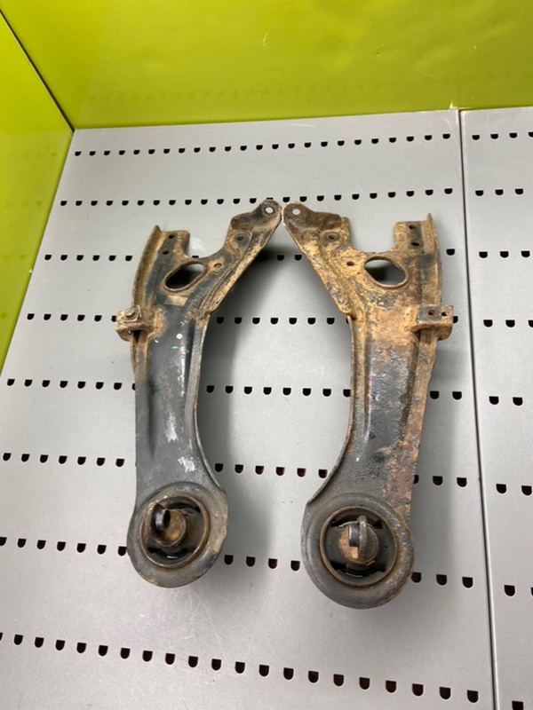 Рычаги, 2000 рублей, Калининград