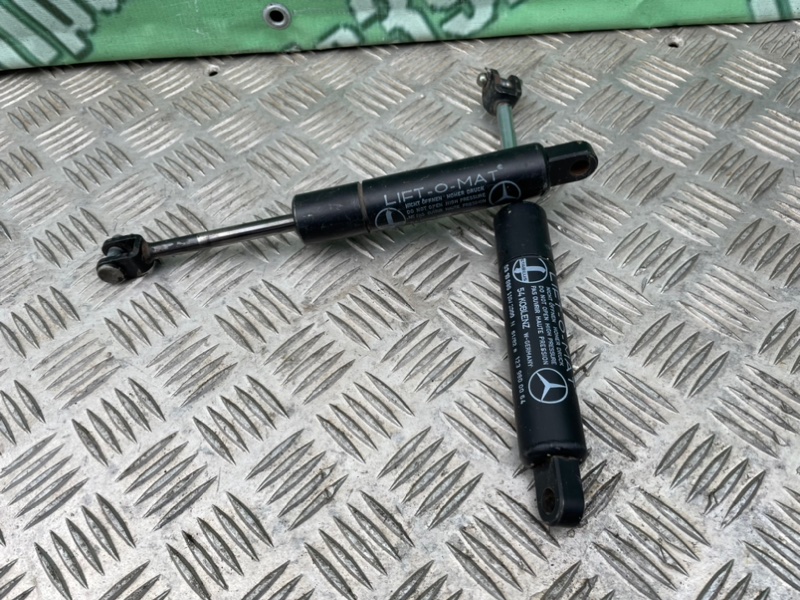 Амортизатор багажника, 2600 рублей, Калининград