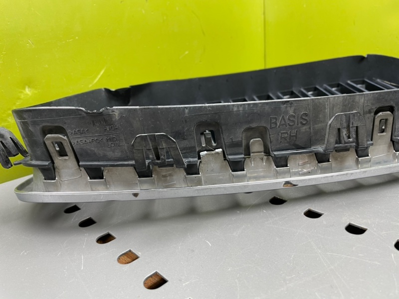 Решетка капота, 1000 рублей, Калининград