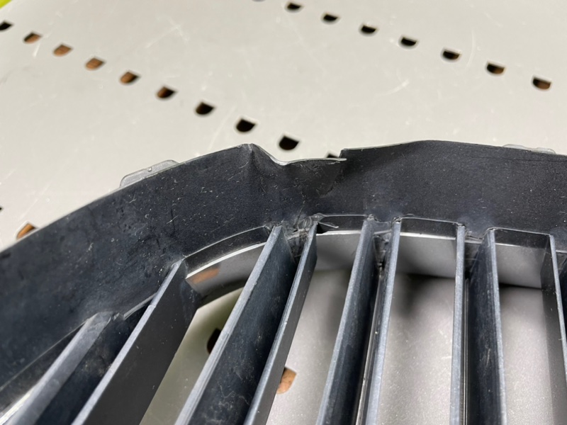 Решетка капота, 1000 рублей, Калининград