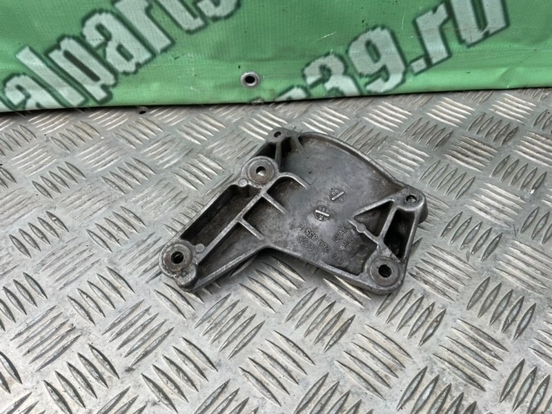 Кронштейн компрессора кондиционера, 1000 рублей, Калининград