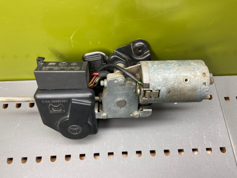 Моторчик люка, 2500 рублей, Калининград