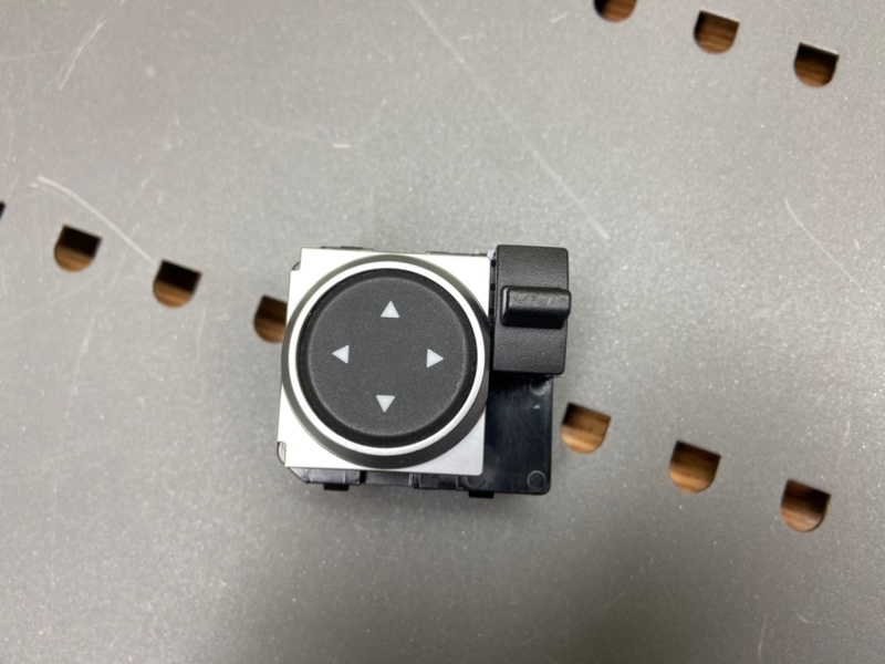 Джойстик зеркал, 2300 рублей, Тверь