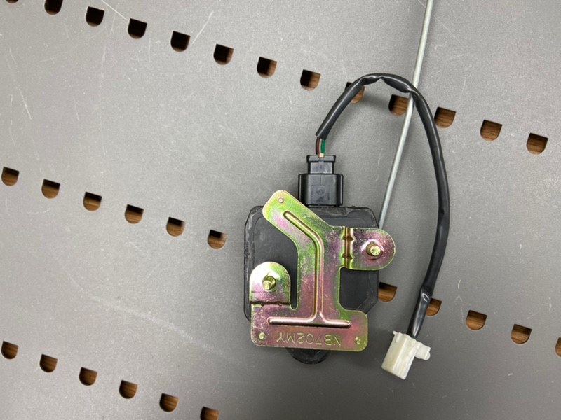 Активатор замка багажника, 1900 рублей, Тверь