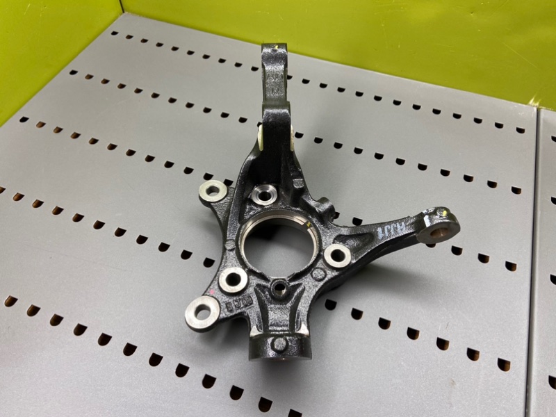 Кулак поворотный, 4900 рублей, Калининград