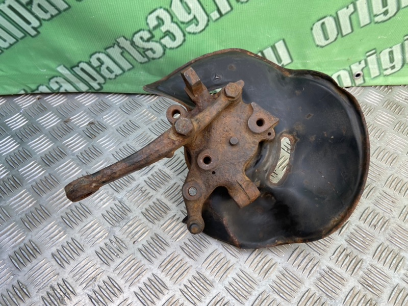 Кулак поворотный, 1900 рублей, Калининград