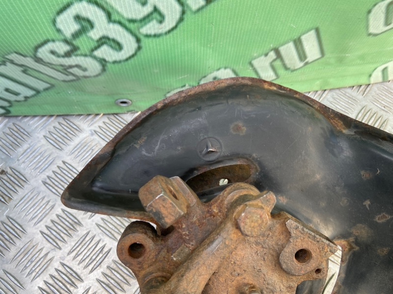 Кулак поворотный, 1900 рублей, Калининград