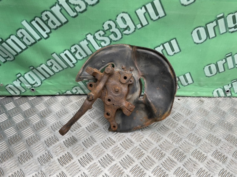 Кулак поворотный, 1900 рублей, Калининград