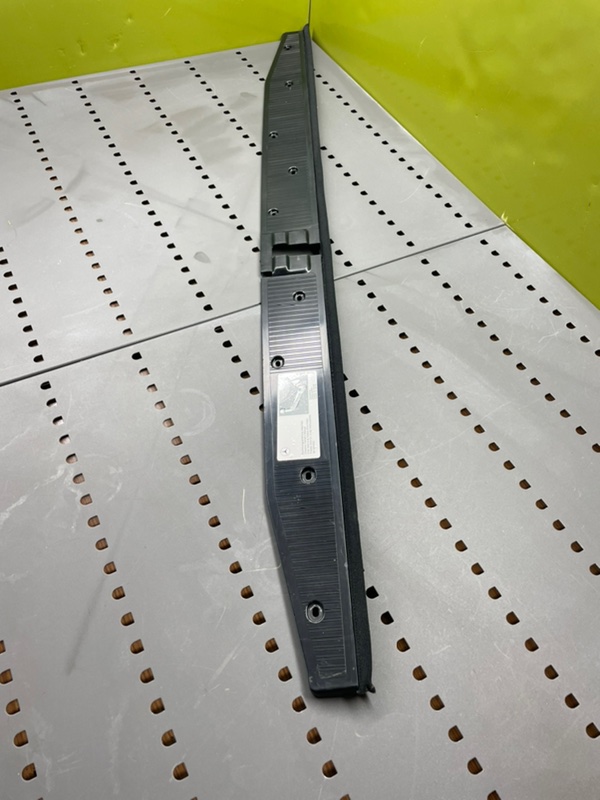 Накладка багажника, 2000 рублей, Калининград