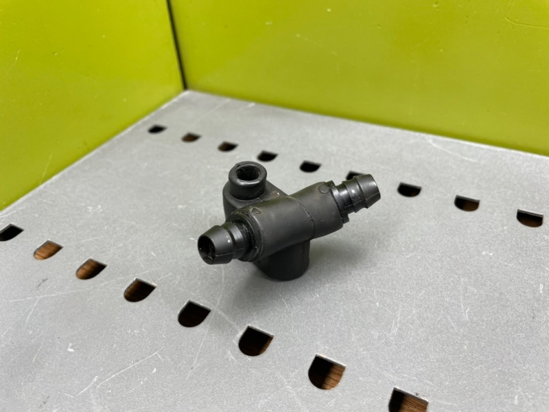 Тройник вентиляции картера, 500 рублей, Калининград