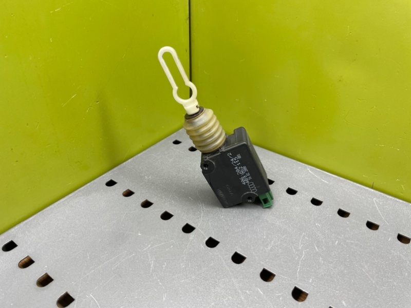 Активатор багажника, 900 рублей, Калининград