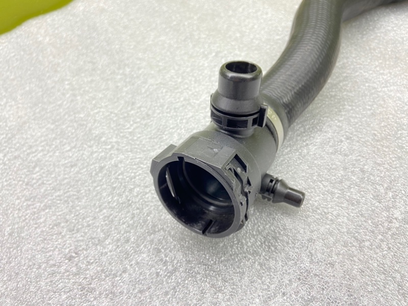 Патрубок, 2700 рублей, Калининград