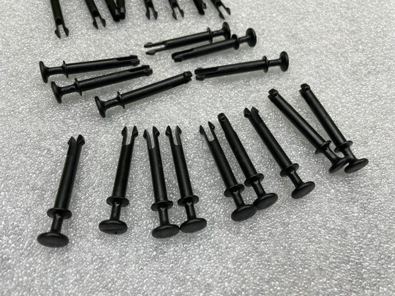 Клипсы, 600 рублей, Тверь