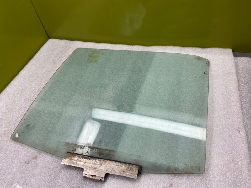 Стекло, 600 рублей, Калининград