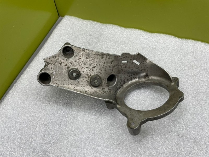 Кронштейн, 1400 рублей, Калининград