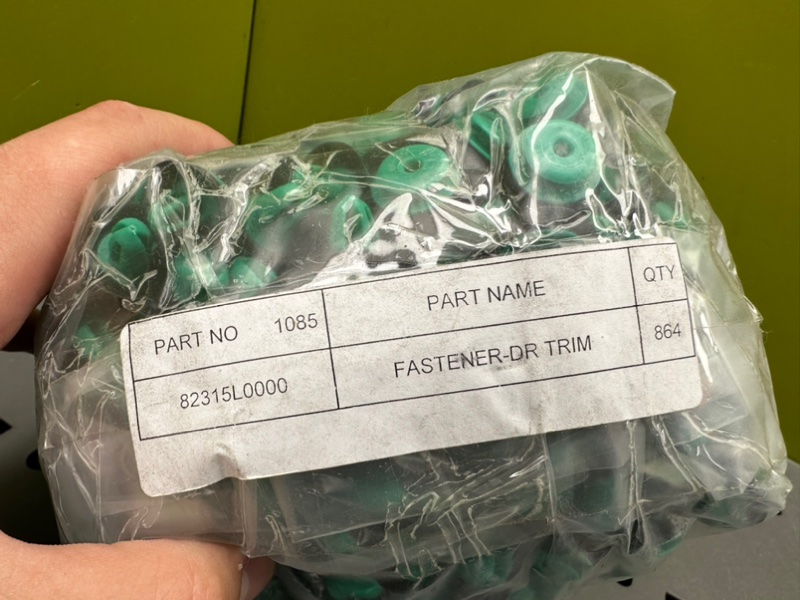 Клипсы, 1000 рублей, Тверь