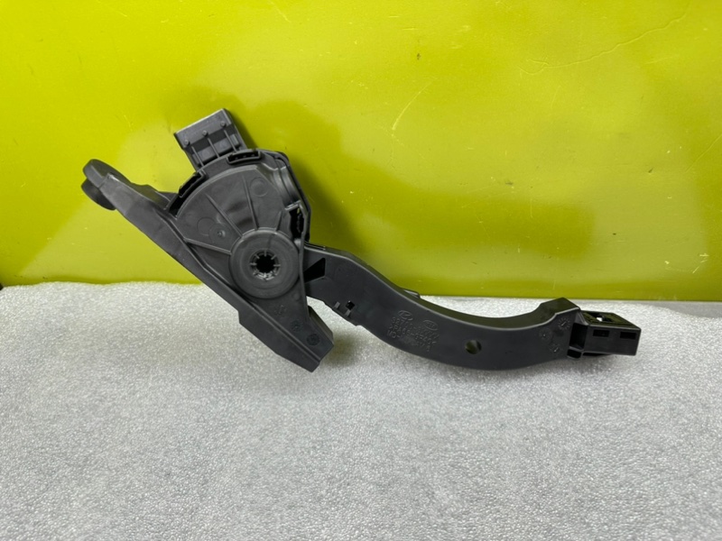 Педаль газа, 3700 рублей, Калининград