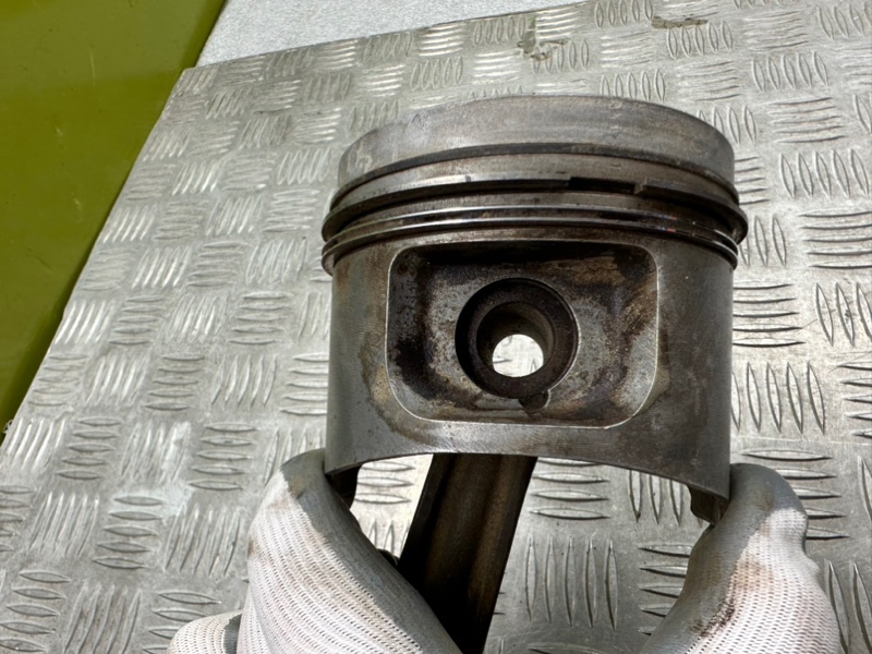 Поршень, 1300 рублей, Калининград