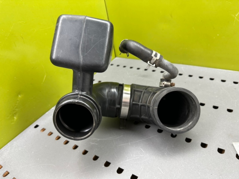 Патрубок впуска, 2000 рублей, Калининград