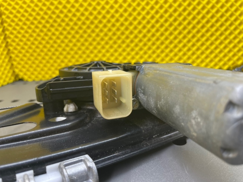 Стеклоподъемник, 1900 рублей, Калининград