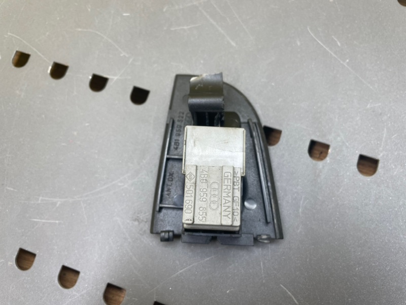 Кнопка эсп, 500 рублей, Калининград