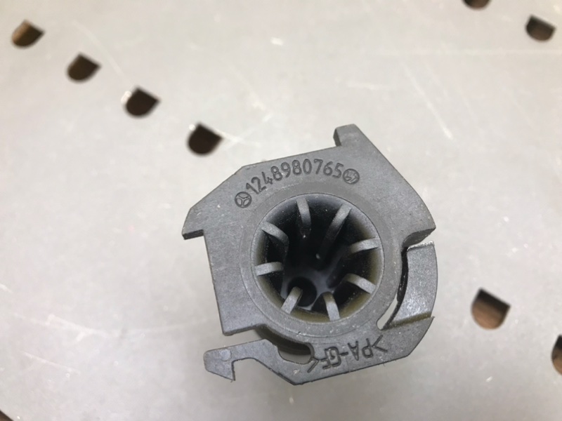 Крепление запасного колеса, 1000 рублей, Калининград