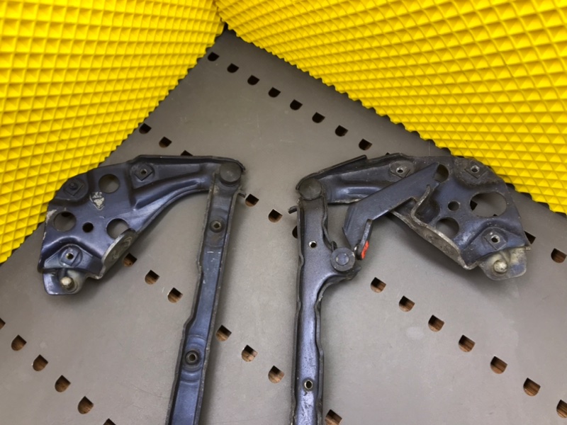 Петли капота, 1400 рублей, Калининград