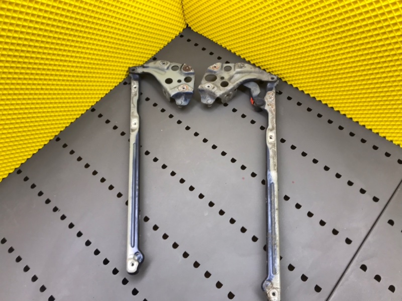 Петли капота, 1400 рублей, Калининград