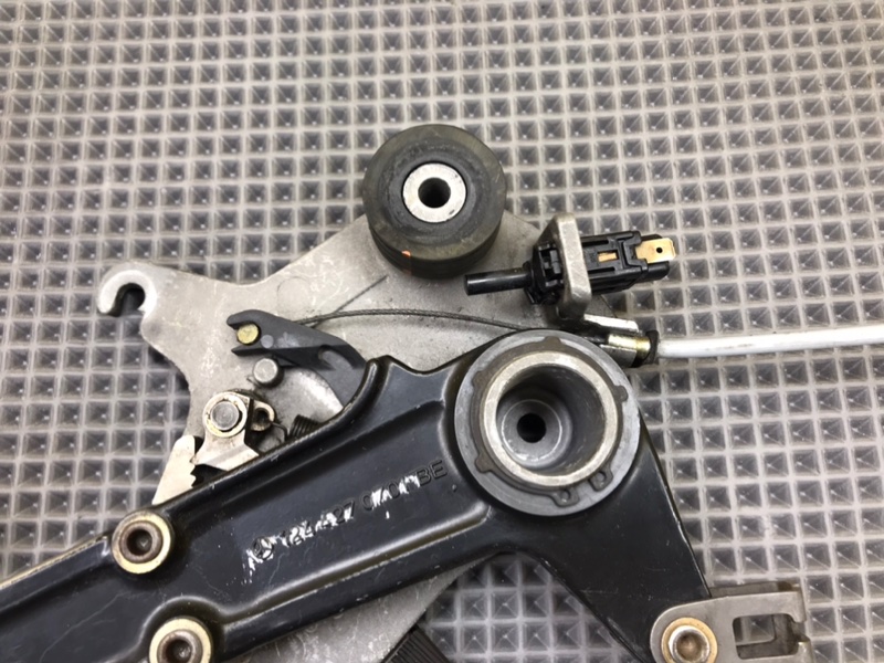 Педаль стояночного тормоза, 1000 рублей, Калининград