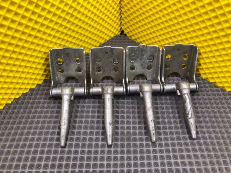 Петли сиденья, 1400 рублей, Калининград