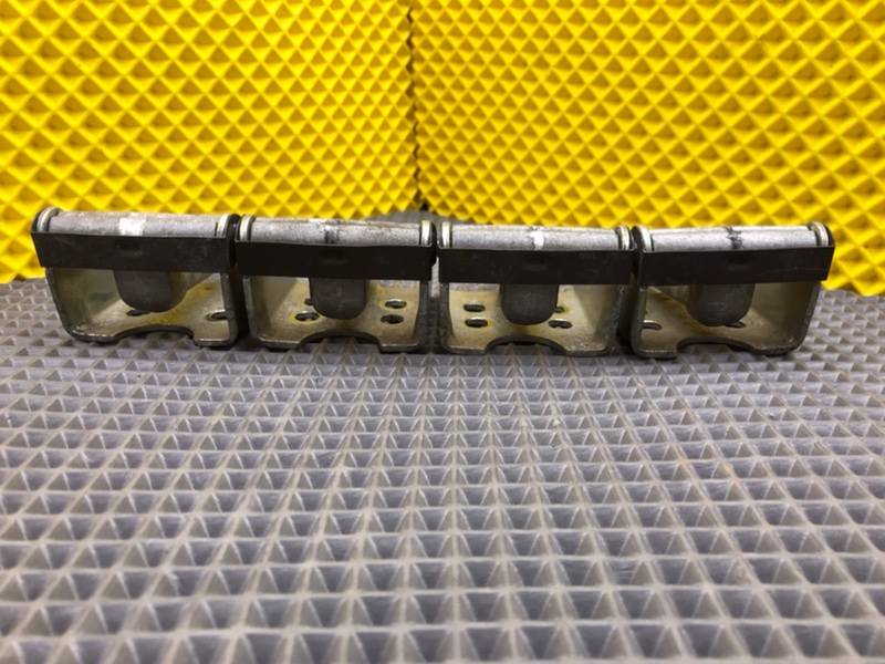 Петли сиденья, 1400 рублей, Калининград