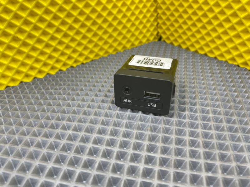 Разъём AUX/USB, 1900 рублей, Калининград