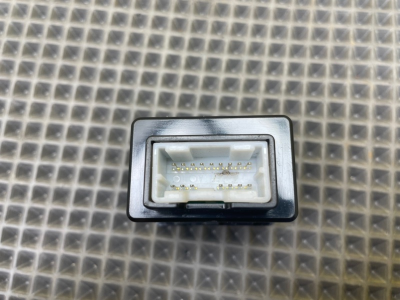 Разъём AUX/USB, 1900 рублей, Калининград