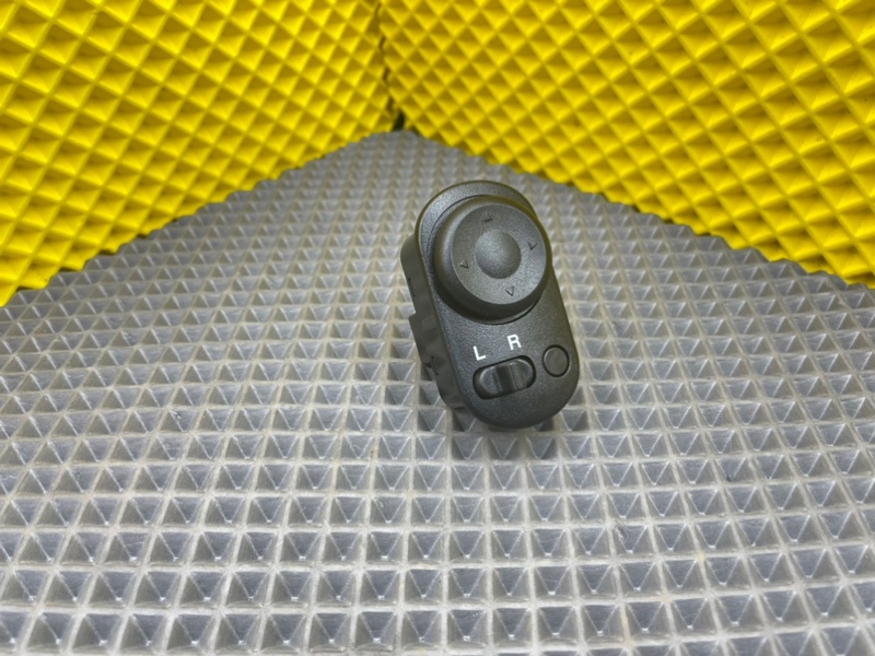 Джойстик зеркал, 1000 рублей, Калининград