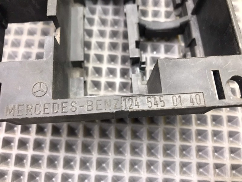 Кронштейн, 600 рублей, Калининград