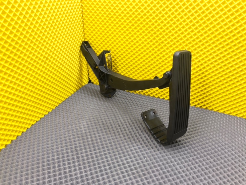 Педаль газа, 1400 рублей, Калининград