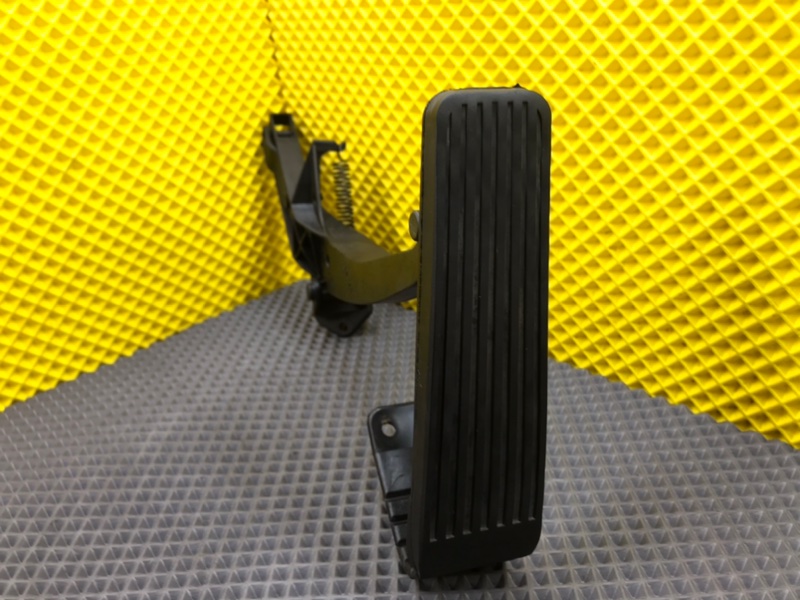 Педаль газа, 1400 рублей, Калининград