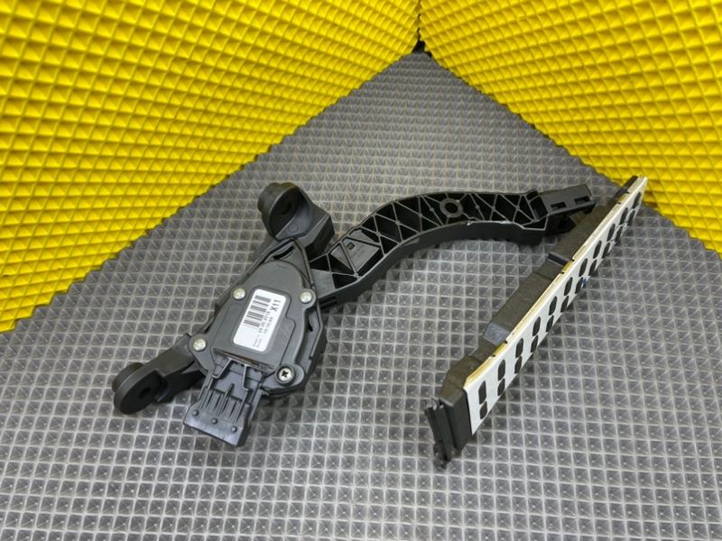 Педаль газа, 1400 рублей, Калининград