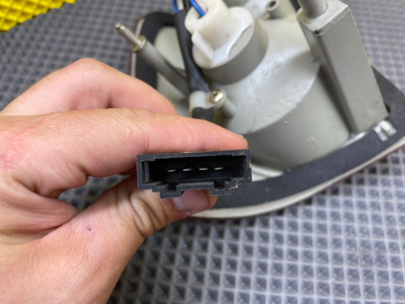 Фонарь, 1400 рублей, Калининград