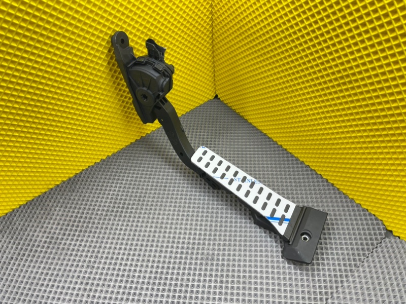 Педаль газа, 4600 рублей, Тверь