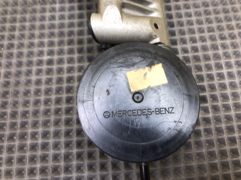 Механизм подголовников, 1000 рублей, Калининград