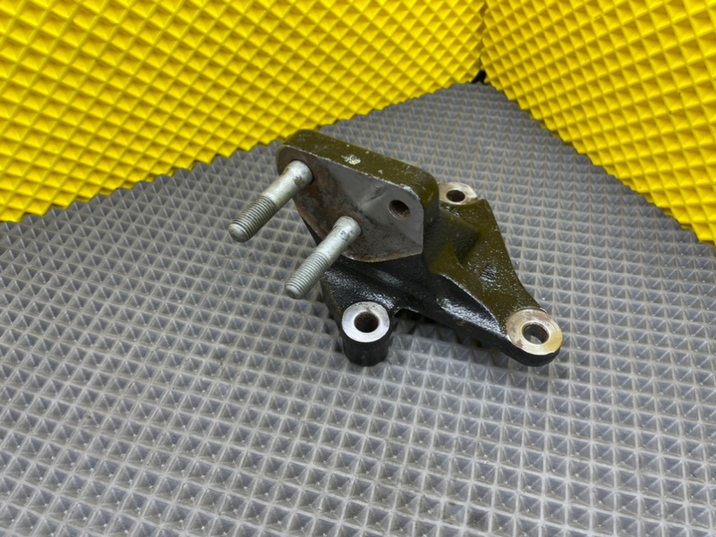 Кронштейн двигателя, 2800 рублей, Калининград