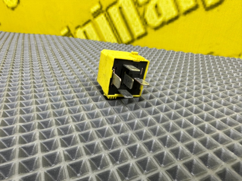 Реле, 600 рублей, Калининград